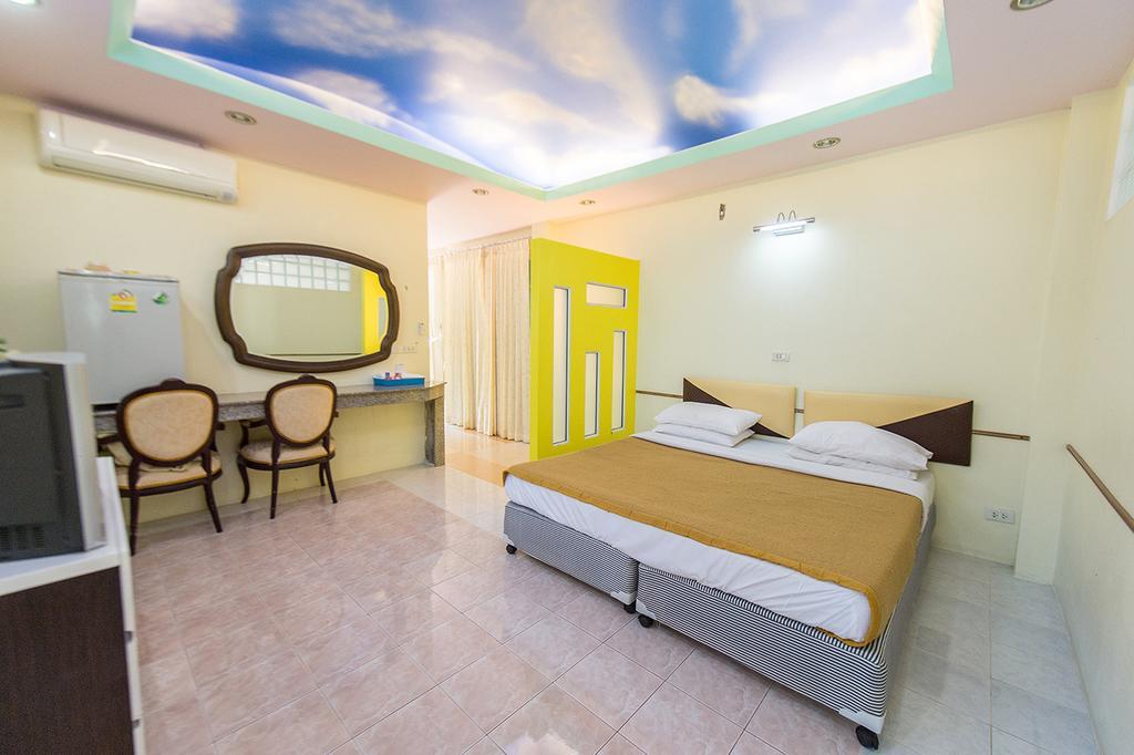 Poomvarin Resort Ban Wang Takhrai Zimmer foto