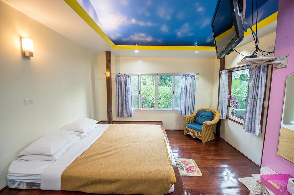 Poomvarin Resort Ban Wang Takhrai Zimmer foto